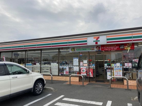 近くのセブンイレブン 太田市東矢島町店まで972m(徒歩13分)