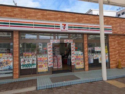 近くのセブンイレブン ハートインJR野洲駅南口店まで1,343m(徒歩17分)