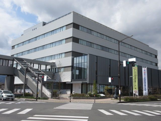 近くの千曲市役所まで3,401m(徒歩43分)