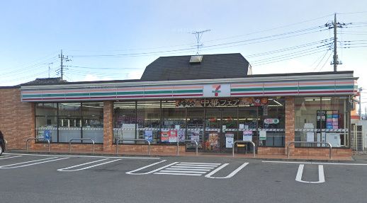 近くのセブンイレブン 伊勢崎八斗島町店まで558m(徒歩7分)