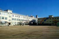 近くの神戸市立上野中学校まで1,646m(徒歩21分)