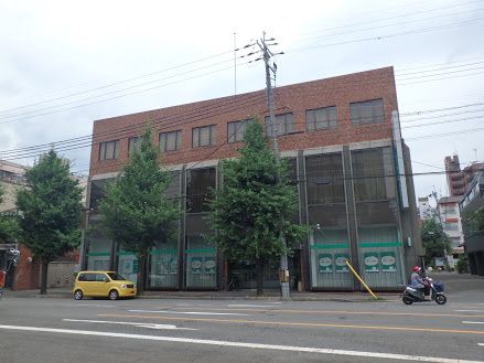 近くのりそな銀行 千本支店まで564m（徒歩8分）