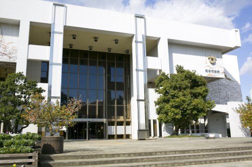 近くの知多市役所まで1,173m(徒歩15分)