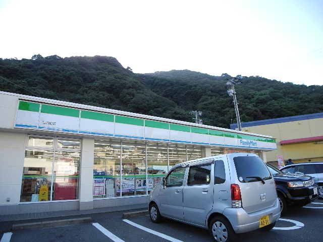 近くのファミリーマート 三川町店まで1,179m（徒歩15分）