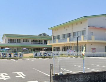 近くの城北こども園まで1,551m(徒歩20分)