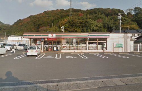 近くのセブンイレブン 長崎畝刈町店まで502m(徒歩7分)