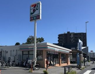 近くのセブンイレブン さいたま辻1丁目店まで495m（徒歩7分）
