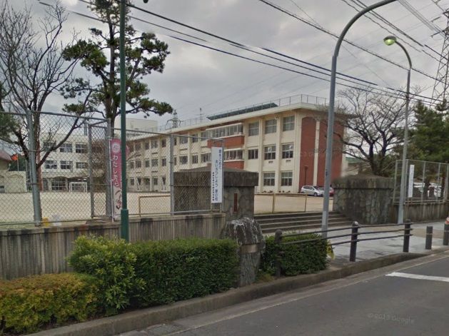 近くの雲仙市立愛野小学校まで598m(徒歩8分)