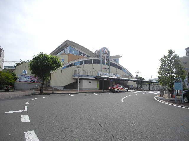 近くの長与まで629m(徒歩8分)