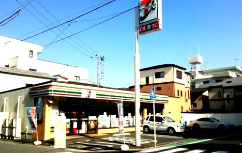 近くのセブン‐イレブン 横浜丸山町店まで376m(徒歩5分)