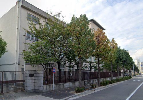 近くの大阪市立啓発小学校まで1,252m(徒歩16分)