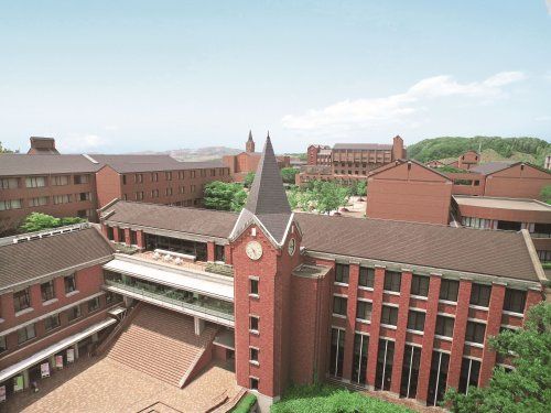 近くの同志社女子大学 正門(京田辺キャンパス)まで1,941m(徒歩25分)