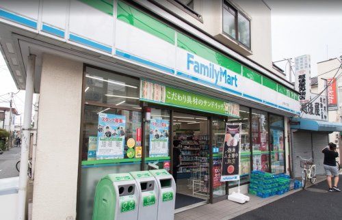 近くのファミリーマート 上十条一丁目店まで1,659m(徒歩21分)