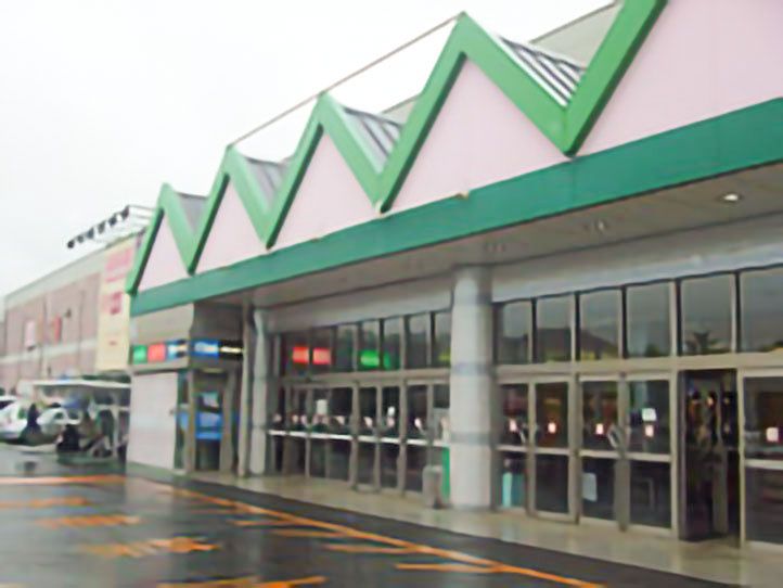 近くのカスミ 大間々店(大間々ショッピングセンターさくらもーる内)まで1,499m（徒歩19分）