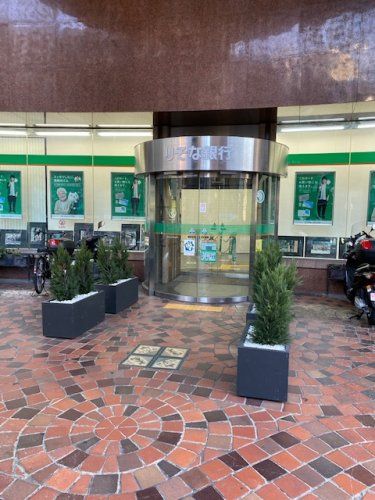 近くのりそな銀行横浜支店まで238m(徒歩3分)