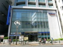 近くの（株）みずほ銀行 高田馬場支店まで303m（徒歩4分）