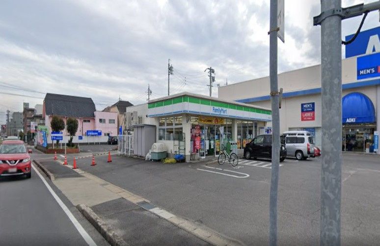 近くのファミリーマート 守山本地ヶ原店まで409m(徒歩6分)