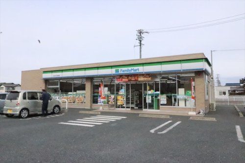 近くのファミリーマート 犬山日の出団地店まで1,234m(徒歩16分)