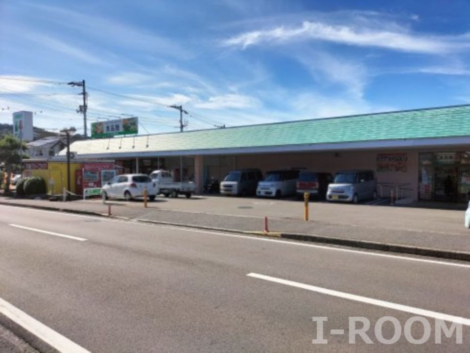 近くのFUJI(フジ) 砥部原町店まで397m（徒歩5分）