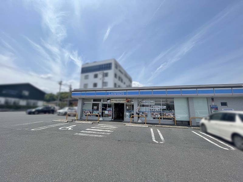 近くのローソン おごと温泉店まで277m（徒歩4分）