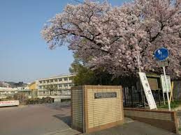 近くの大津市立膳所小学校まで444m(徒歩6分)