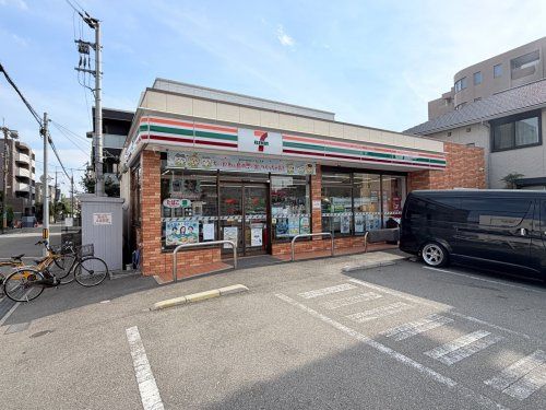近くのセブンイレブン 池田駅南店まで589m(徒歩8分)