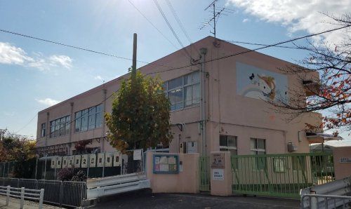 近くの高槻市立津之江幼稚園まで641m(徒歩9分)