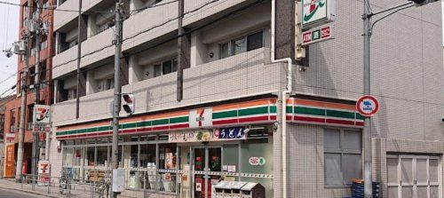 近くのセブンイレブン 大阪小松2丁目店まで410m(徒歩6分)