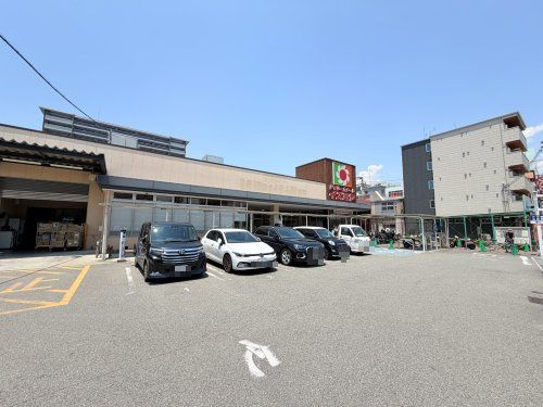 近くのイズミヤ庄内店まで751m(徒歩10分)