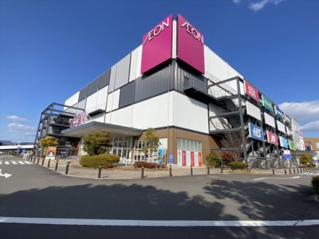 近くのイオンモール各務原インターまで6,492m(徒歩82分)