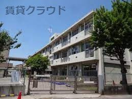 近くの千葉市立寒川小学校まで311m（徒歩4分）