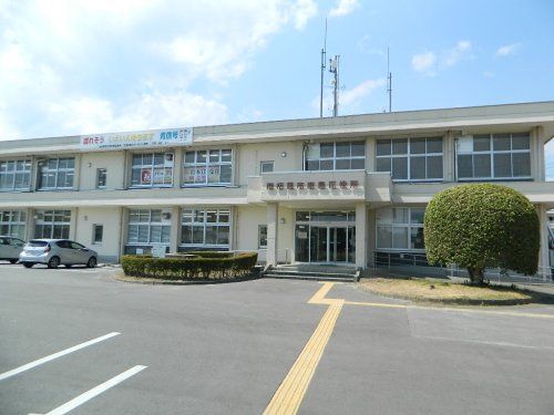 近くの南相馬市役所鹿島区役所まで1,535m（徒歩20分）