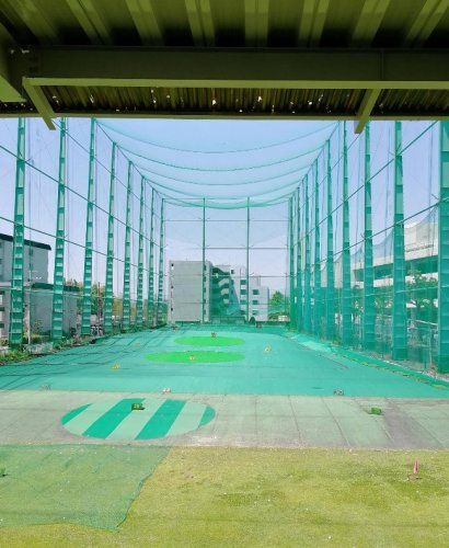 近くの新御堂ゴルフセンターまで658m(徒歩9分)