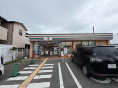 近くのセブンイレブン豊中宮山町2丁目店まで882m(徒歩12分)