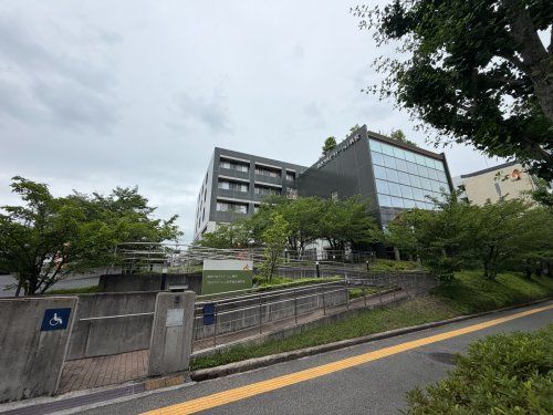 近くの関西リハビリテーション病院まで511m(徒歩7分)