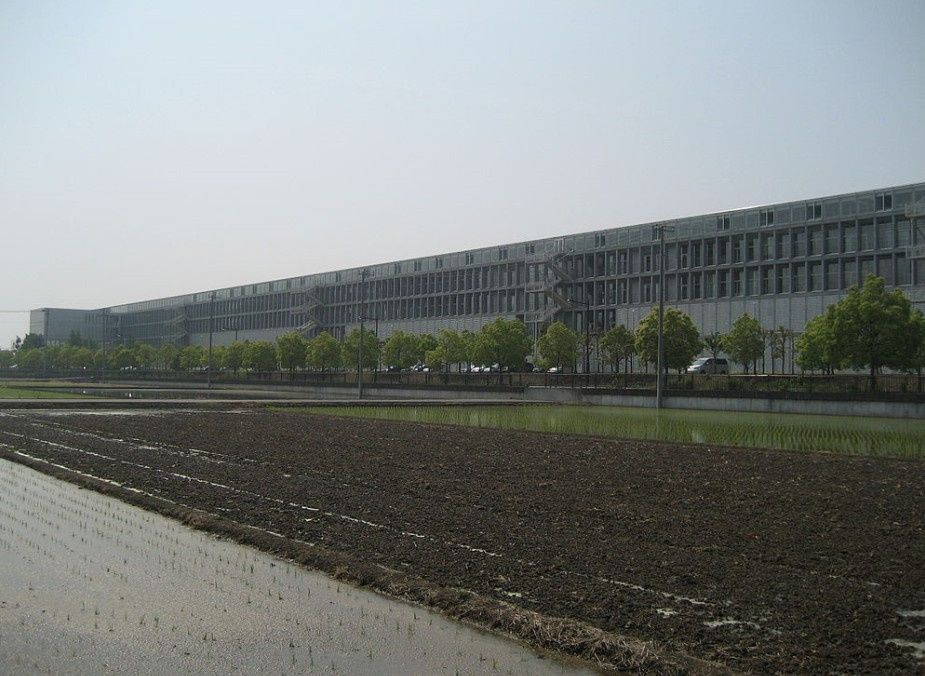 近くの埼玉県立大学まで1,188m(徒歩15分)