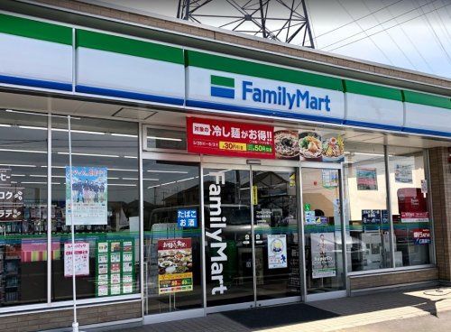 近くのファミリーマート 岡山南庭瀬店まで739m(徒歩10分)