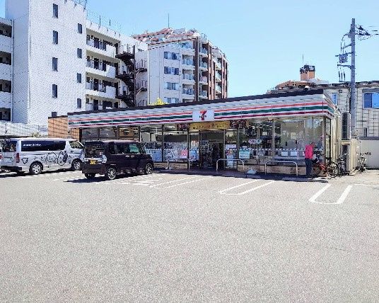 近くのセブンイレブン 西東京西原1丁目店まで227m(徒歩3分)