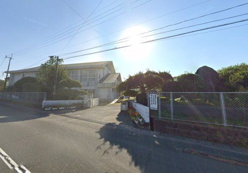 近くの鹿屋市立下名小学校まで2,216m（徒歩28分）