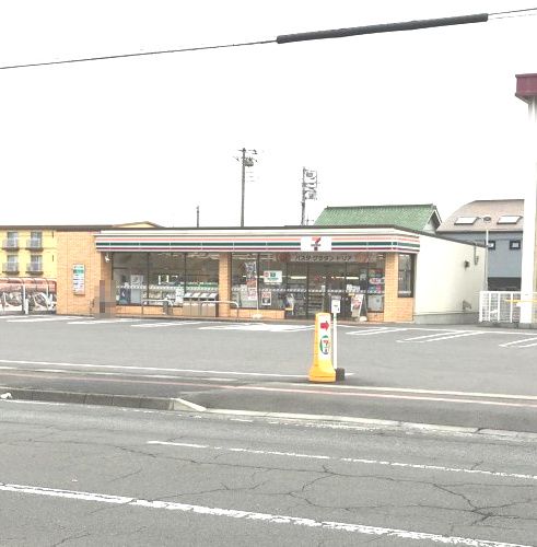 近くのセブンイレブン 前橋下石倉町店まで295m(徒歩4分)