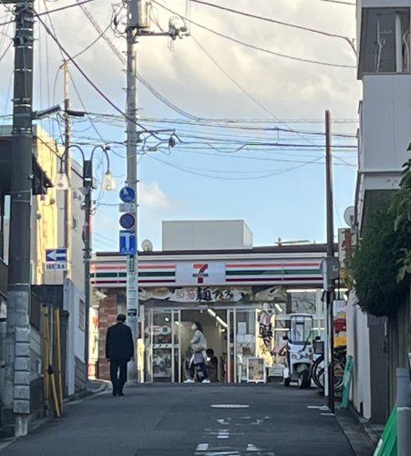 近くのセブンイレブン 浦和東高砂町店まで552m(徒歩7分)