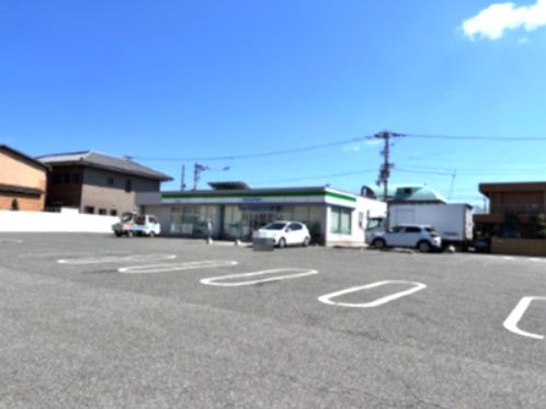 近くのファミリーマート 徳島金沢店まで1,248m(徒歩16分)