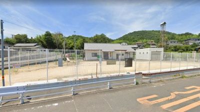近くの鍋谷公園まで489m(徒歩7分)