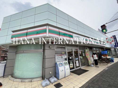 近くのローソンストア100 LS古淵駅前店まで3,699m(徒歩47分)