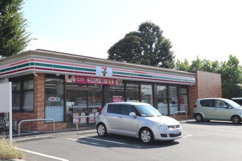 近くのセブンイレブン 川口赤山店まで807m（徒歩11分）