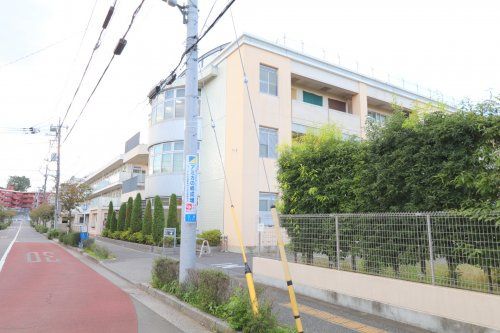 近くの成増厚生病院まで808m（徒歩11分）