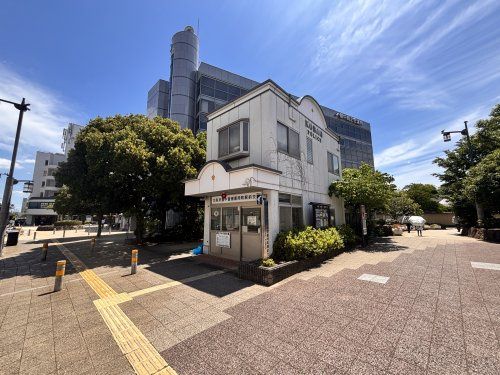近くの岡町駅前交番まで465m(徒歩6分)