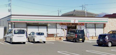 近くのセブンイレブン 前橋元総社町西店まで755m(徒歩10分)