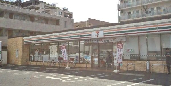 近くのセブンイレブン 小金井梶野通り店まで124m（徒歩2分）
