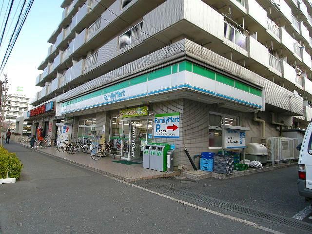 近くのファミリーマート 浦和根岸店まで203m(徒歩3分)